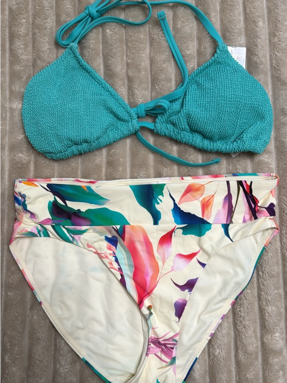 S/M set Women’s Turquoise Textured Bikini Top with Floral High-Waist Bottom